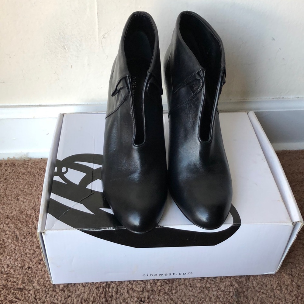 Nine West booties